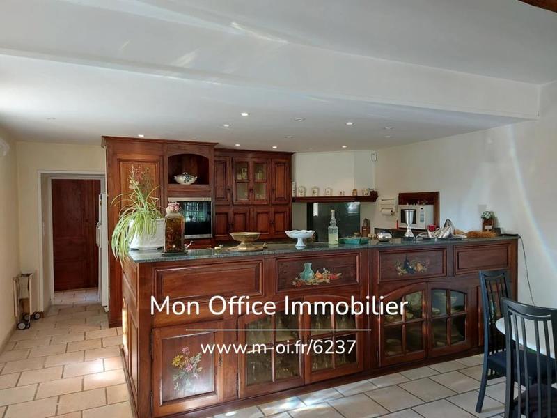 Maison - 434 m² - 13 pièces