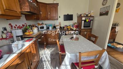 Maison - 90 m² - 6 pièces