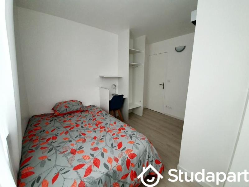 Chambre - 12 m² - 1 pièce