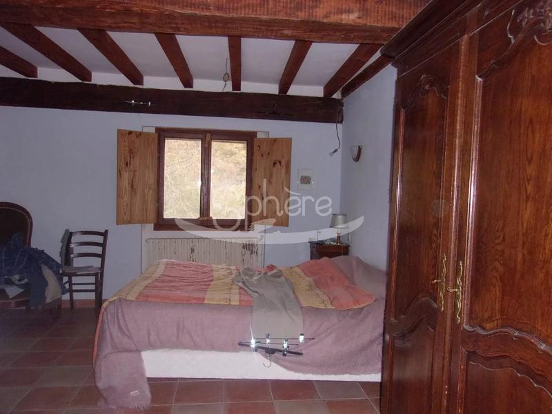 Propriété - 295 m² - 10 pièces