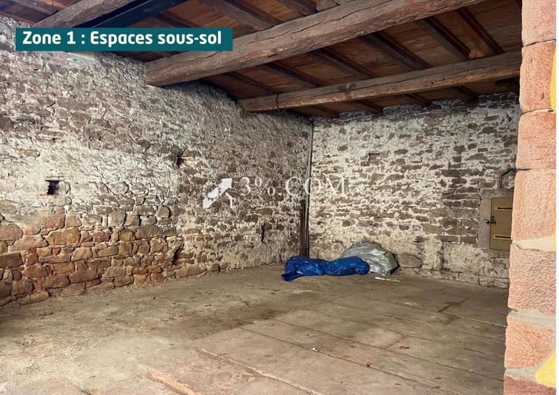 Maison - 260 m² - 8 pièces