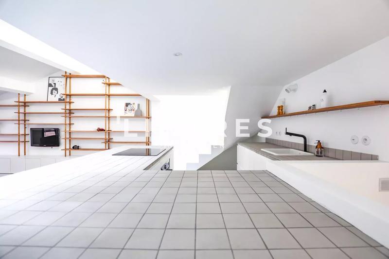 Appartement - 88 m² - 2 pièces