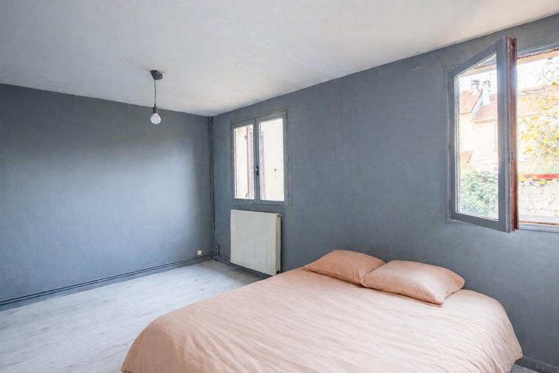 Maison - 147 m² - 7 pièces