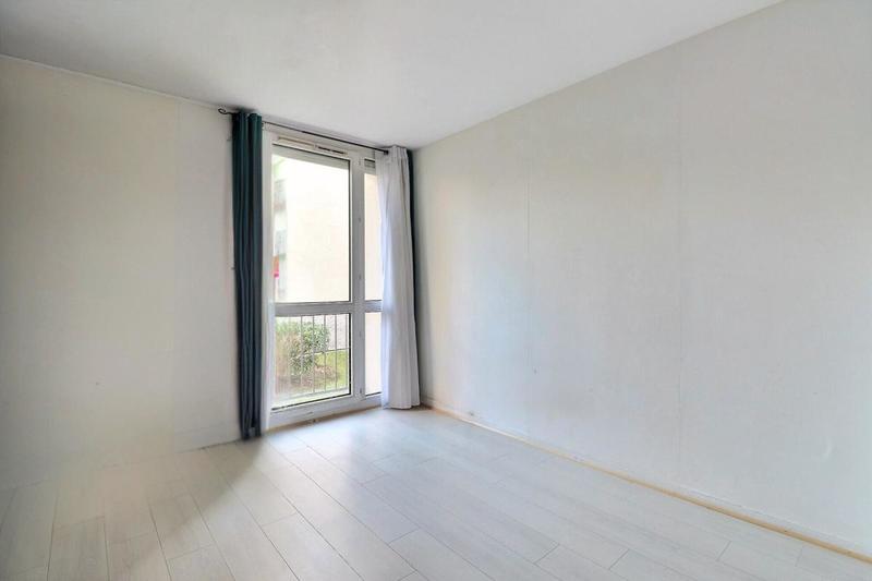Appartement - 92 m² - 5 pièces