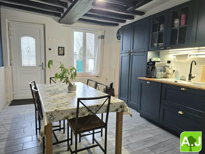 Maison traditionnelle - 140 m² - 5 pièces