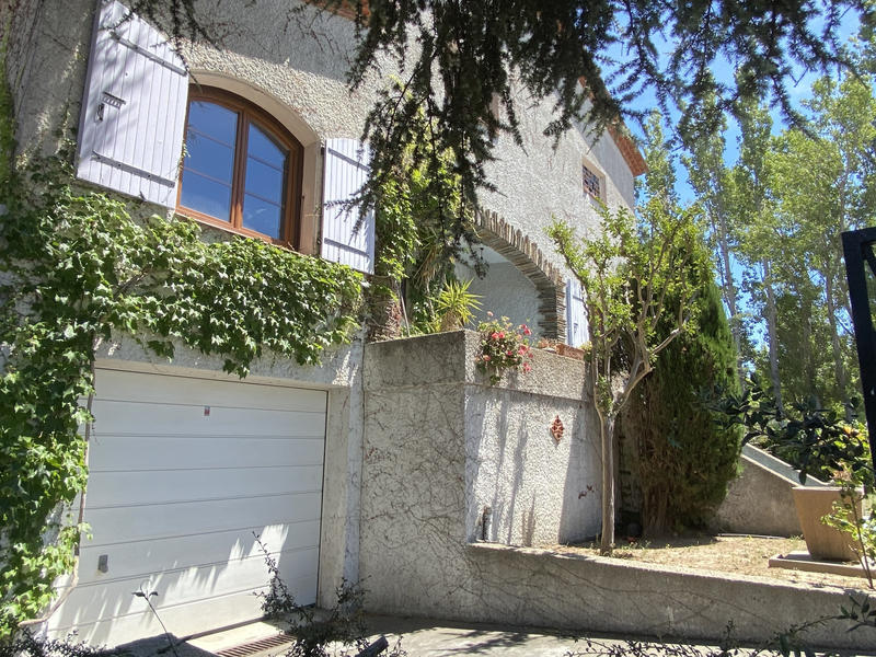 Villa - 168 m² - 6 pièces