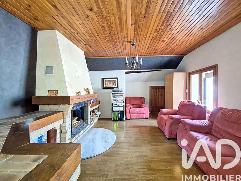 Maison de village - 216 m² - 8 pièces