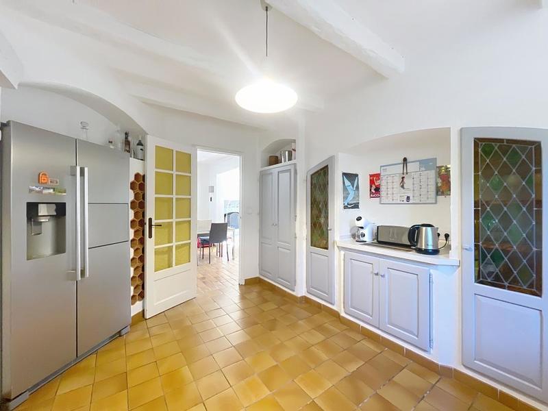 Villa - 180 m² - 5 pièces