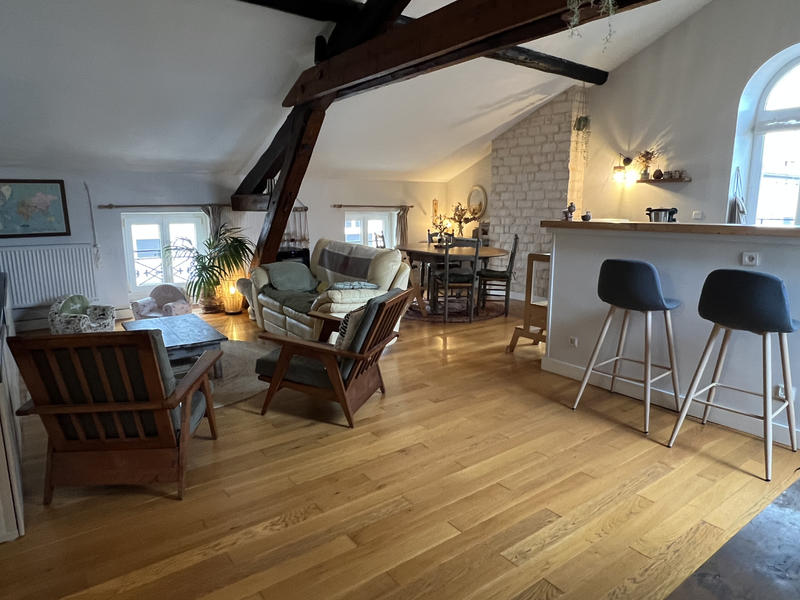 Appartement - 100 m² - 4 pièces