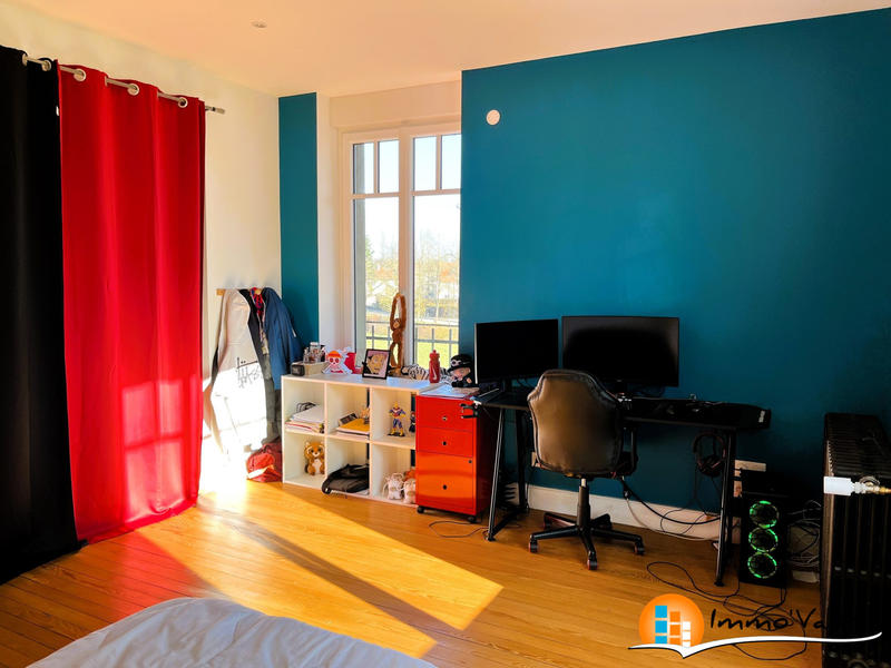 Maison - 189 m² - 7 pièces