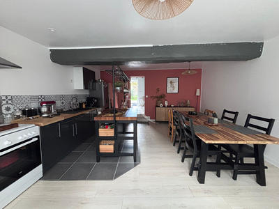Maison - 85 m² - 4 pièces