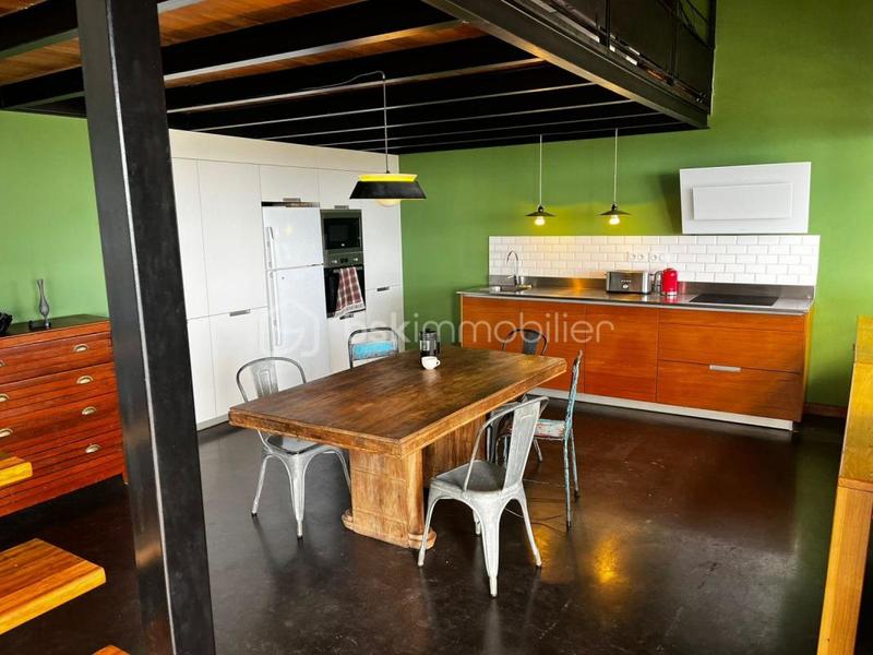 Propriété - 167 m² - 4 pièces