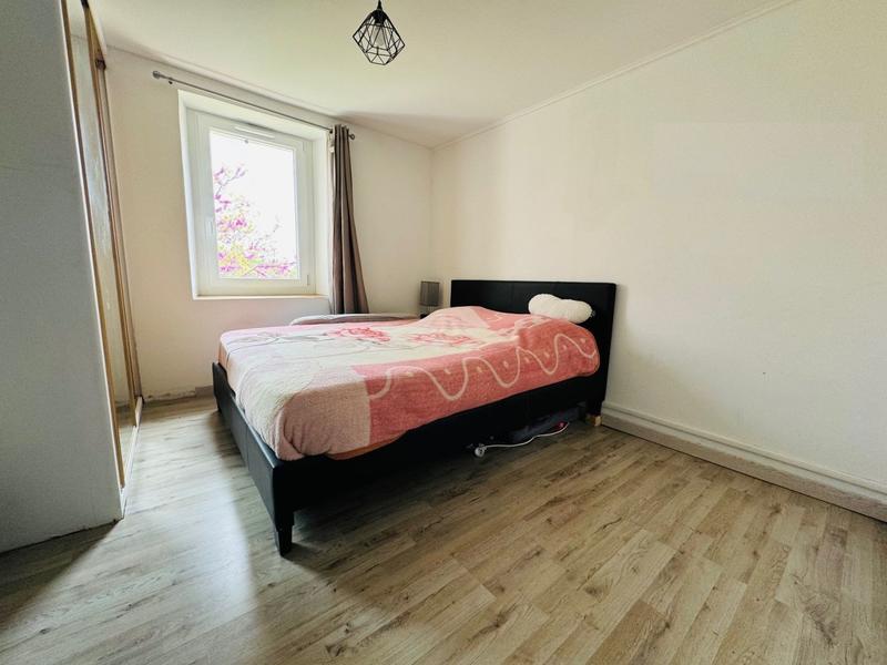 Appartement - 95 m² - 2 pièces