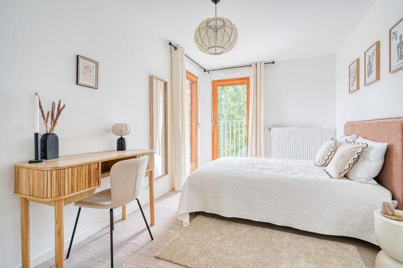 Chambre - 9 m² - 1 pièce