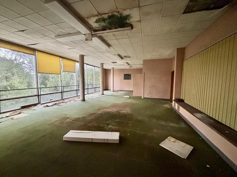 Local commercial - 96 m²