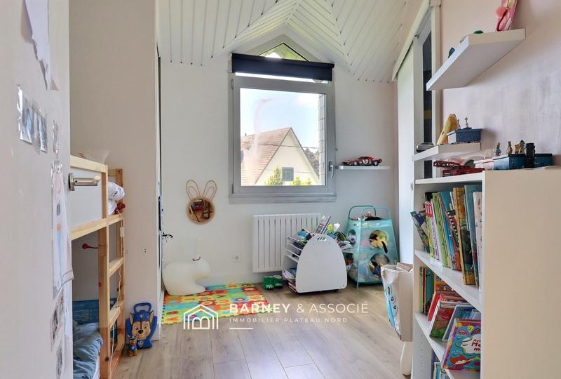 Maison contemporaine - 260 m² - 7 pièces