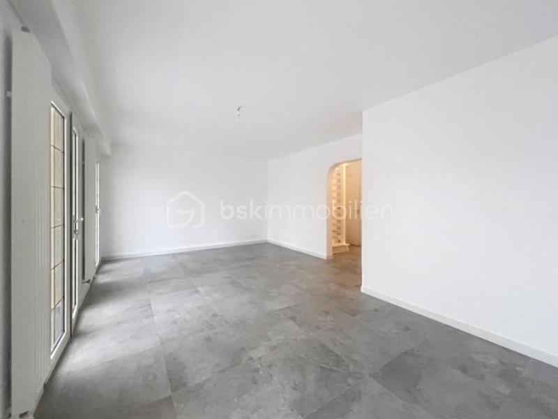 Maison - 102 m² - 6 pièces