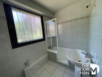 Maison - 97 m² - 4 pièces