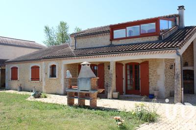 Maison - 145 m² - 6 pièces