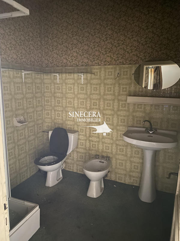 Local commercial - 236 m²