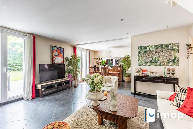 Maison - 135 m² - 4 pièces