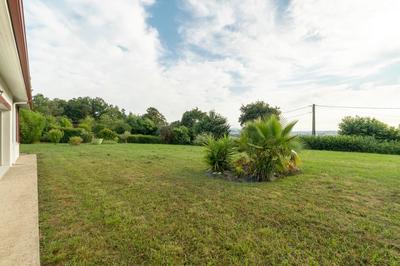 Maison - 99 m² - 4 pièces