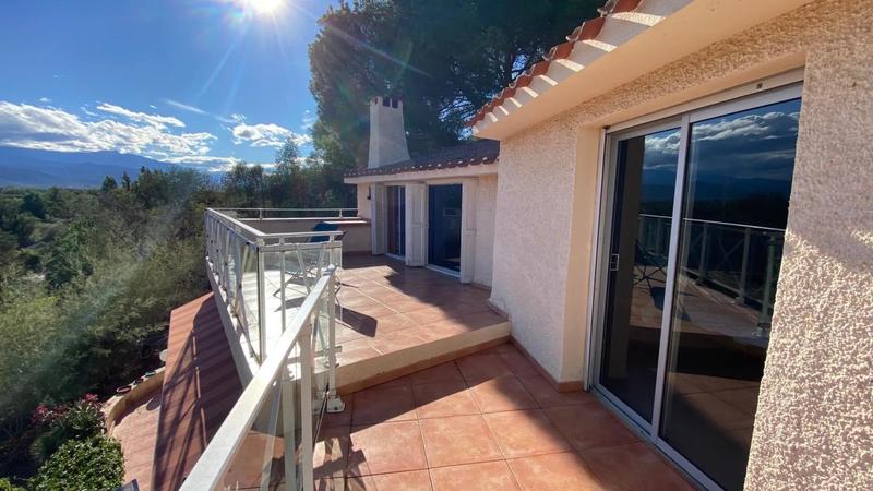 Maison - 170 m² - 9 pièces