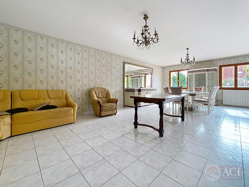 Maison - 191 m² - 10 pièces