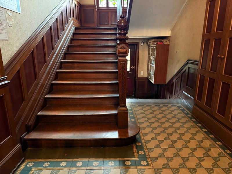 Appartement - 150 m² - 6 pièces