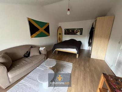 Maison - 161 m² - 5 pièces