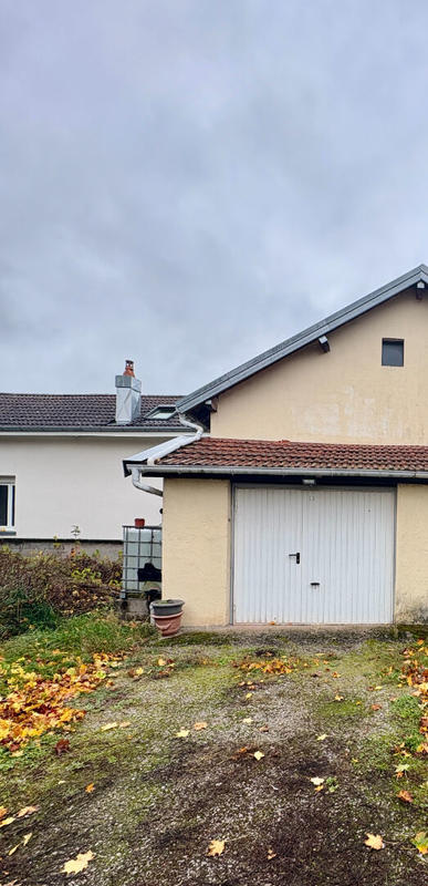 Maison - 93 m² - 5 pièces