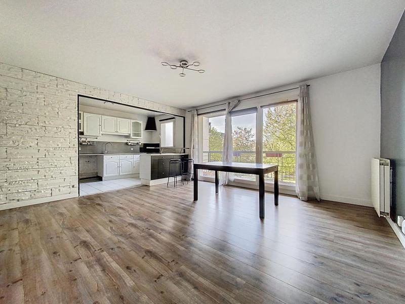 Appartement - 82 m² - 4 pièces