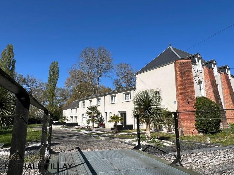 Propriété - 350 m² - 12 pièces