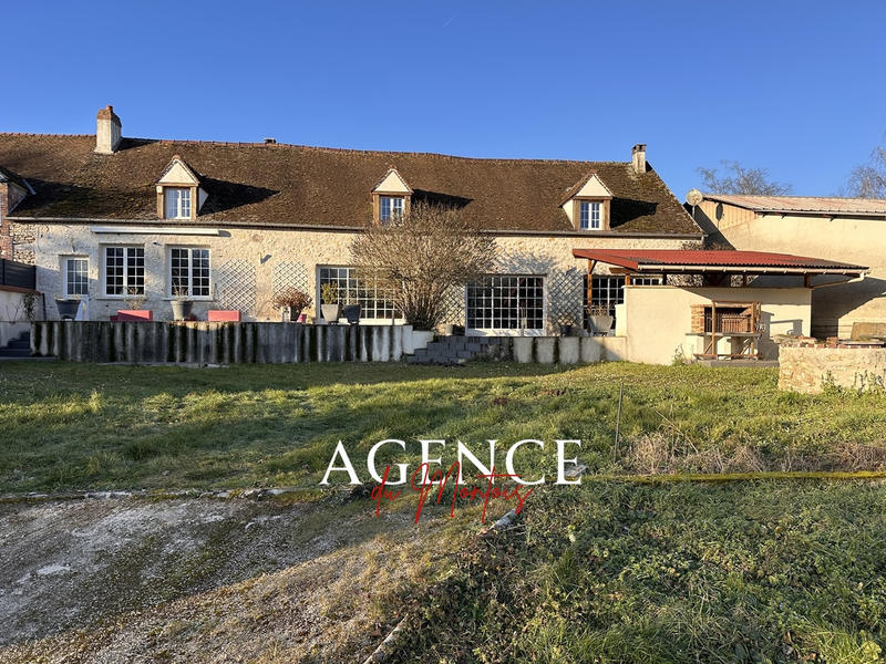 Maison - 251 m² - 5 pièces