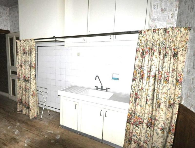 Maison - 300 m² - 8 pièces