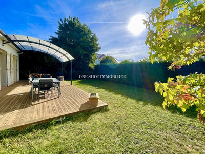 Maison - 231 m² - 7 pièces