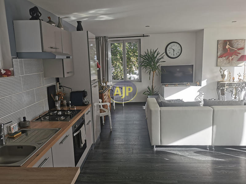 Fonds de commerce - 560 m²