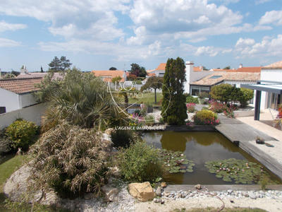 Maison - 296 m² - 8 pièces