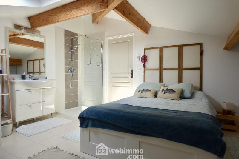 Maison - 206 m² - 6 pièces