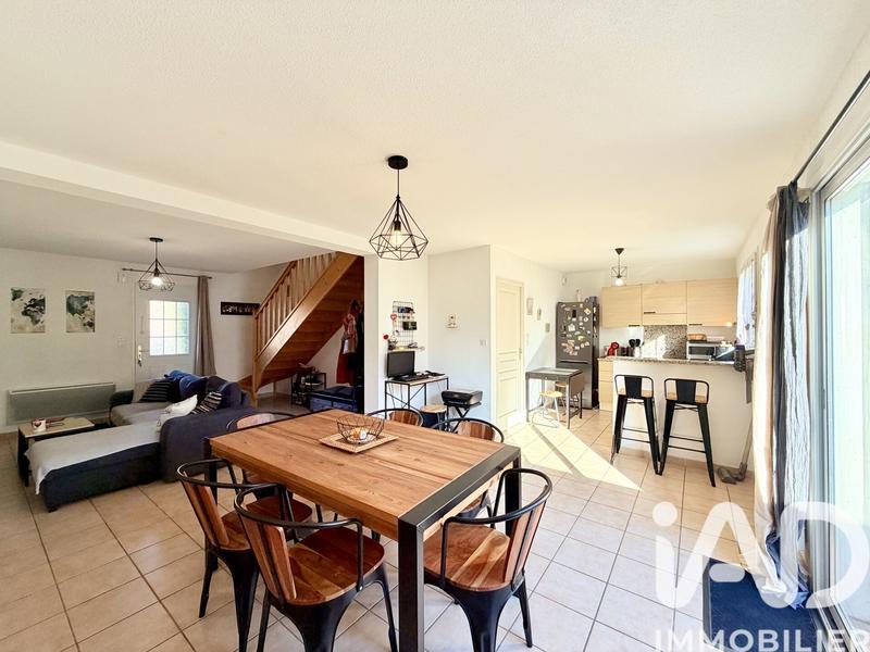 Maison - 100 m² - 4 pièces