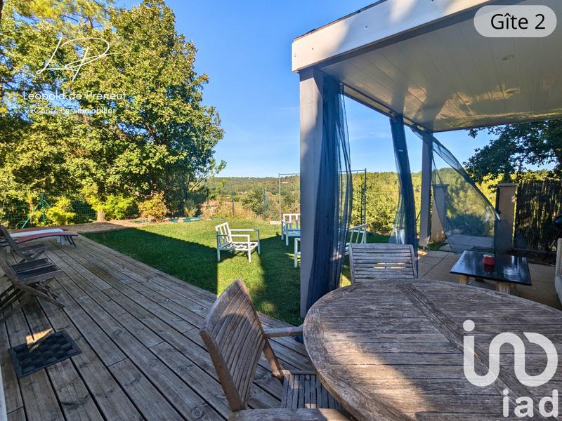 Maison - 350 m² - 15 pièces