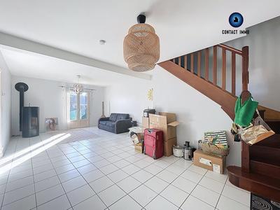 Maison - 94 m² - 4 pièces