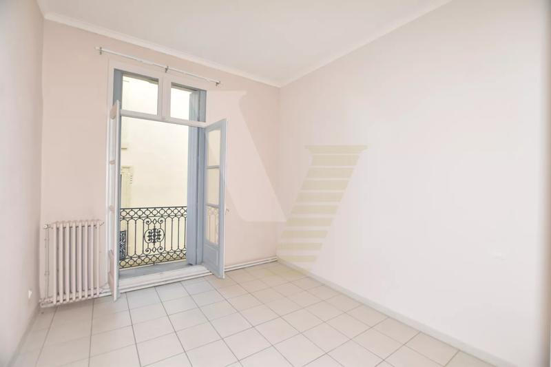 Appartement - 83 m² - 3 pièces