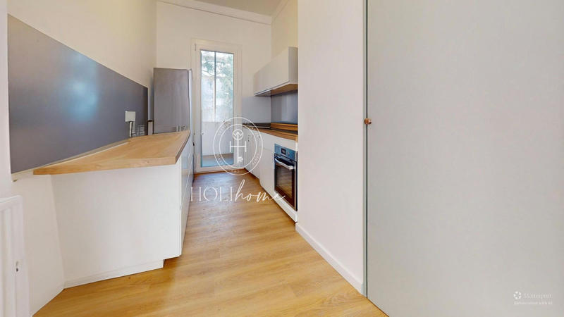 Appartement - 90 m² - 4 pièces