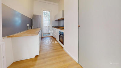 Appartement - 90 m² - 4 pièces