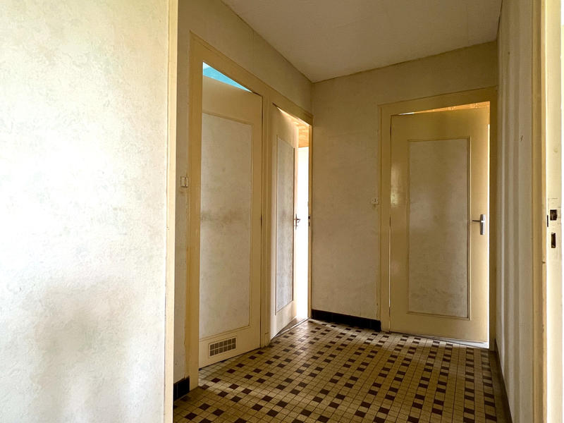 Maison - 97 m² - 6 pièces