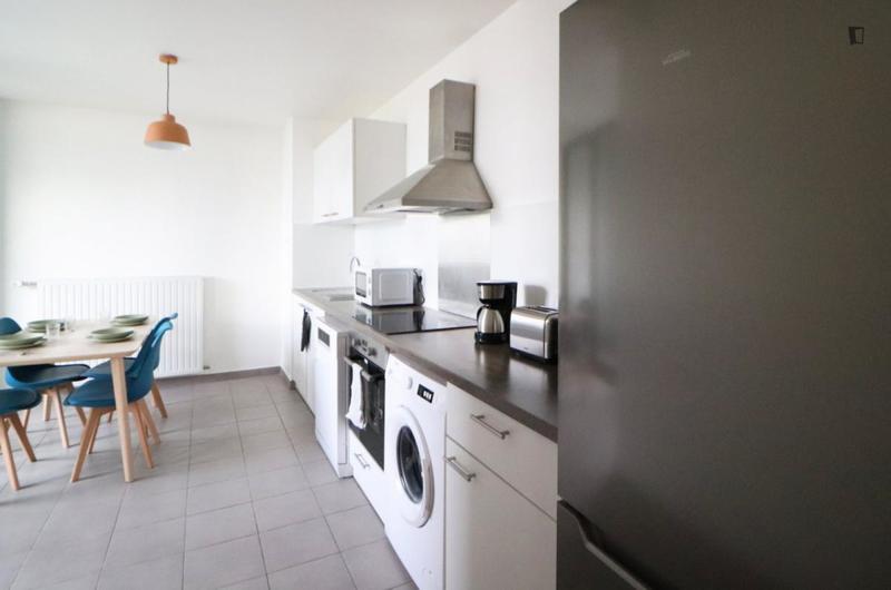 Chambre - 15 m² - 4 pièces