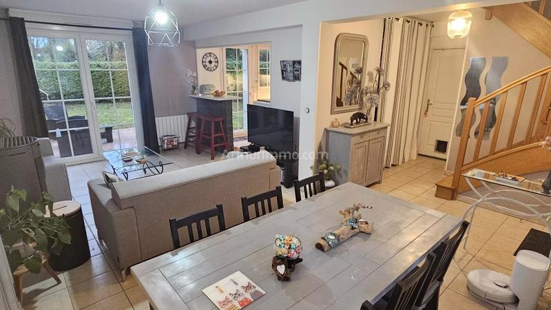 Maison - 91 m² - 6 pièces