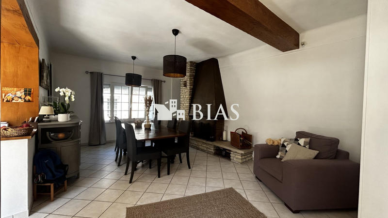 Maison ancienne - 196 m² - 10 pièces