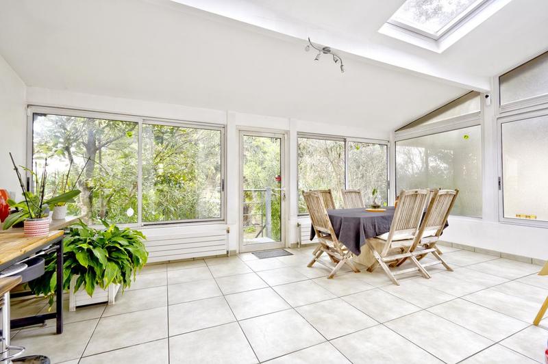 Maison - 255 m² - 10 pièces